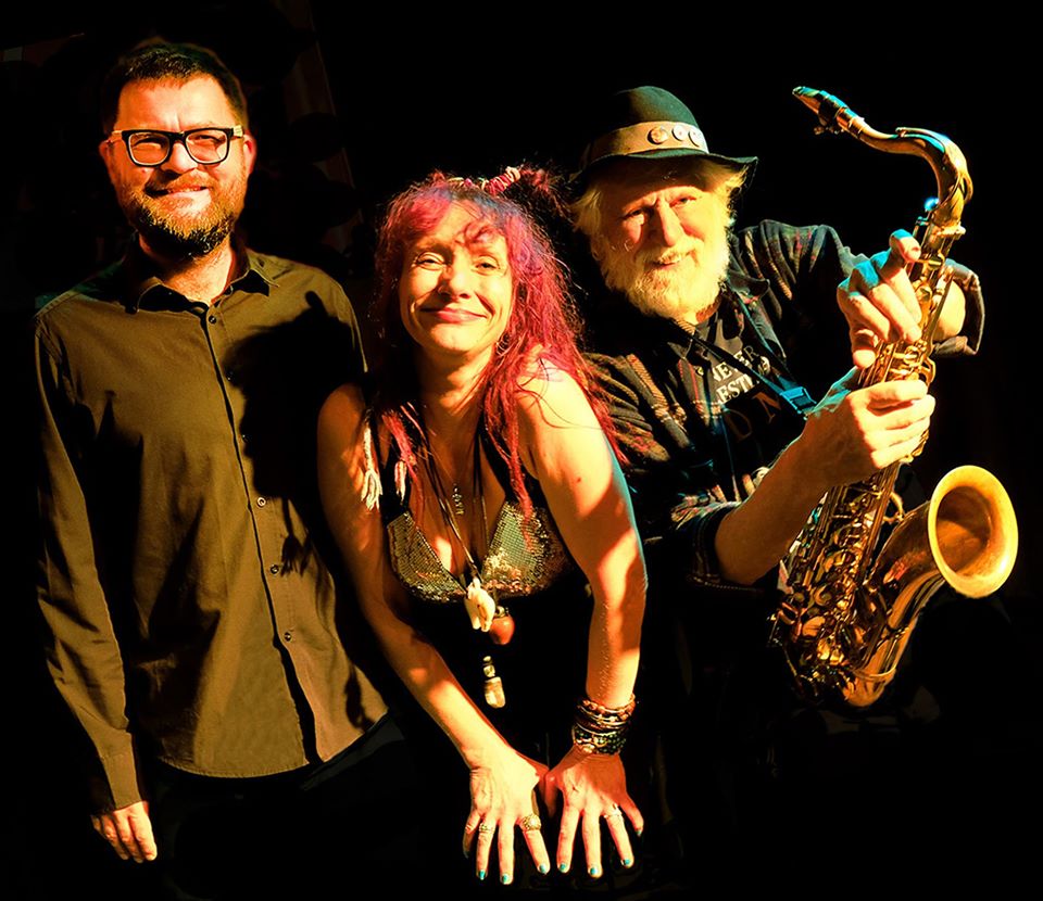 Reifegerste Trio: Vladimír Strnad (keys), Simone Reifegerste (voc), Joe Kučera (brass)